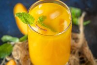 How to Make Refreshing Mango Juice at Home