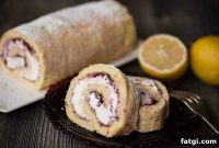 Lemon Berry Cake Roll Recipe