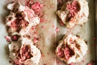 How to Make Strawberry Meringue Cookies