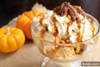 Pumpkin Pie Ice Cream Sundae Recipe for Fall Gatherings