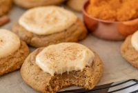 Creamy Pumpkin Cheesecake Cookies