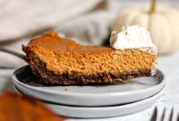 Pumpkin Pie with Gingersnap Cookie Crust