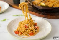 Cherry Tomato Pasta: Quick Flavorful Weeknight Dinner