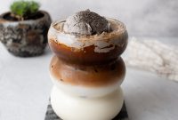 Iced Black Sesame Einspänner Coffee