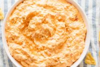 Buffalo Chicken Dip with Greek Yogurt – No Cream Cheese