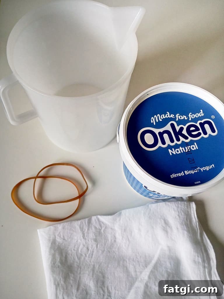 sugar free low carb strained greek-style yoghurt