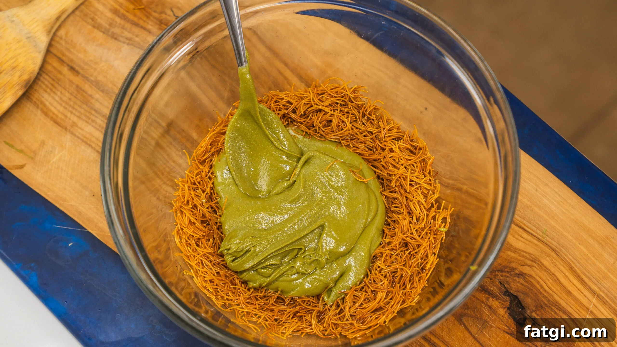 Golden toasted kataifi topped with smooth pistachio cream.