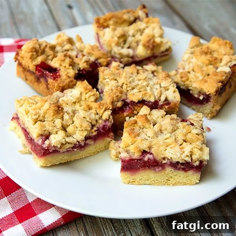 Strawberry Rhubarb Bars