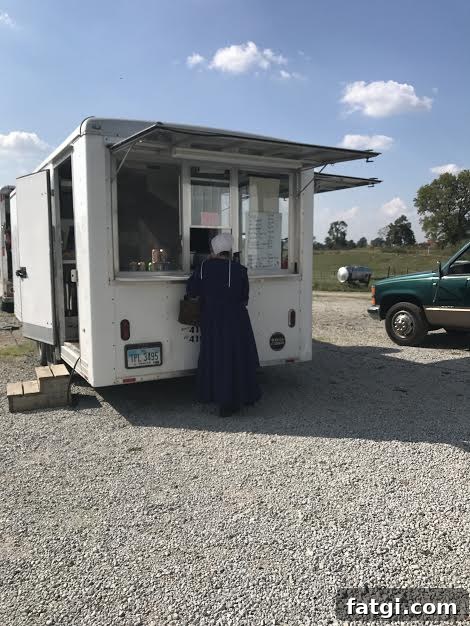 Food truck outside the Scioto Valley Produce Auction