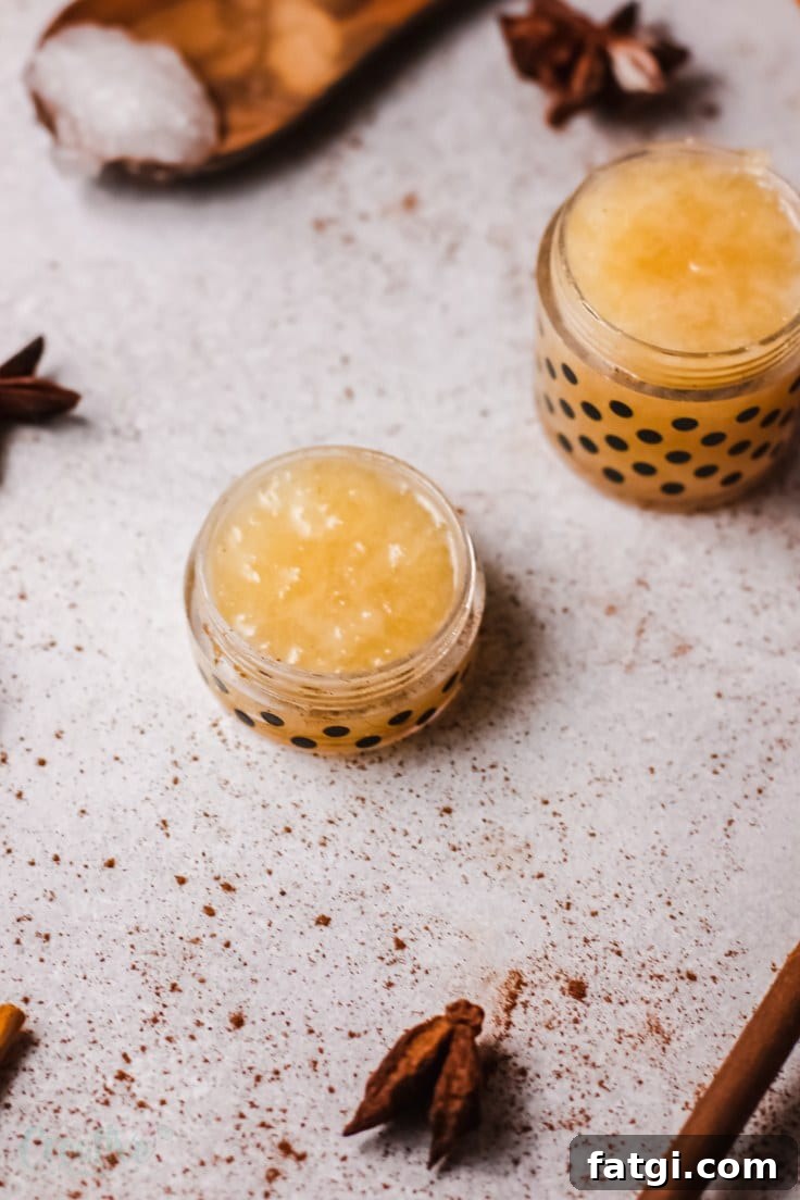 Cinnamon lip scrub