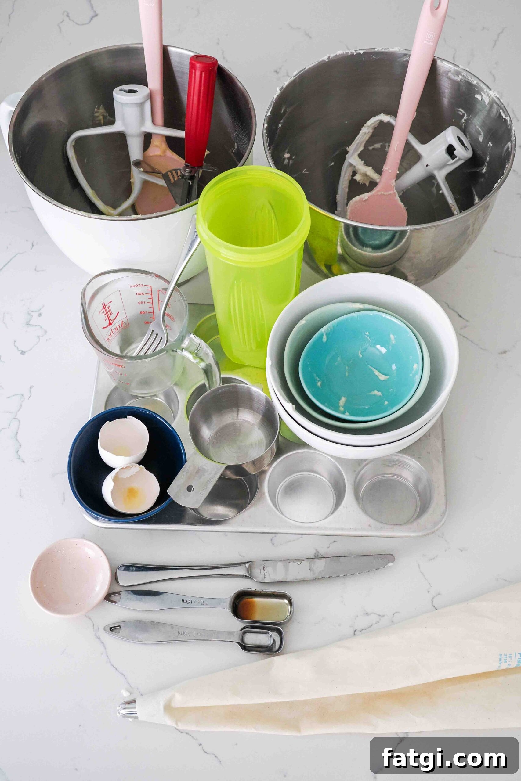 The amount of dishes used to make vanilla bean cupcakes.