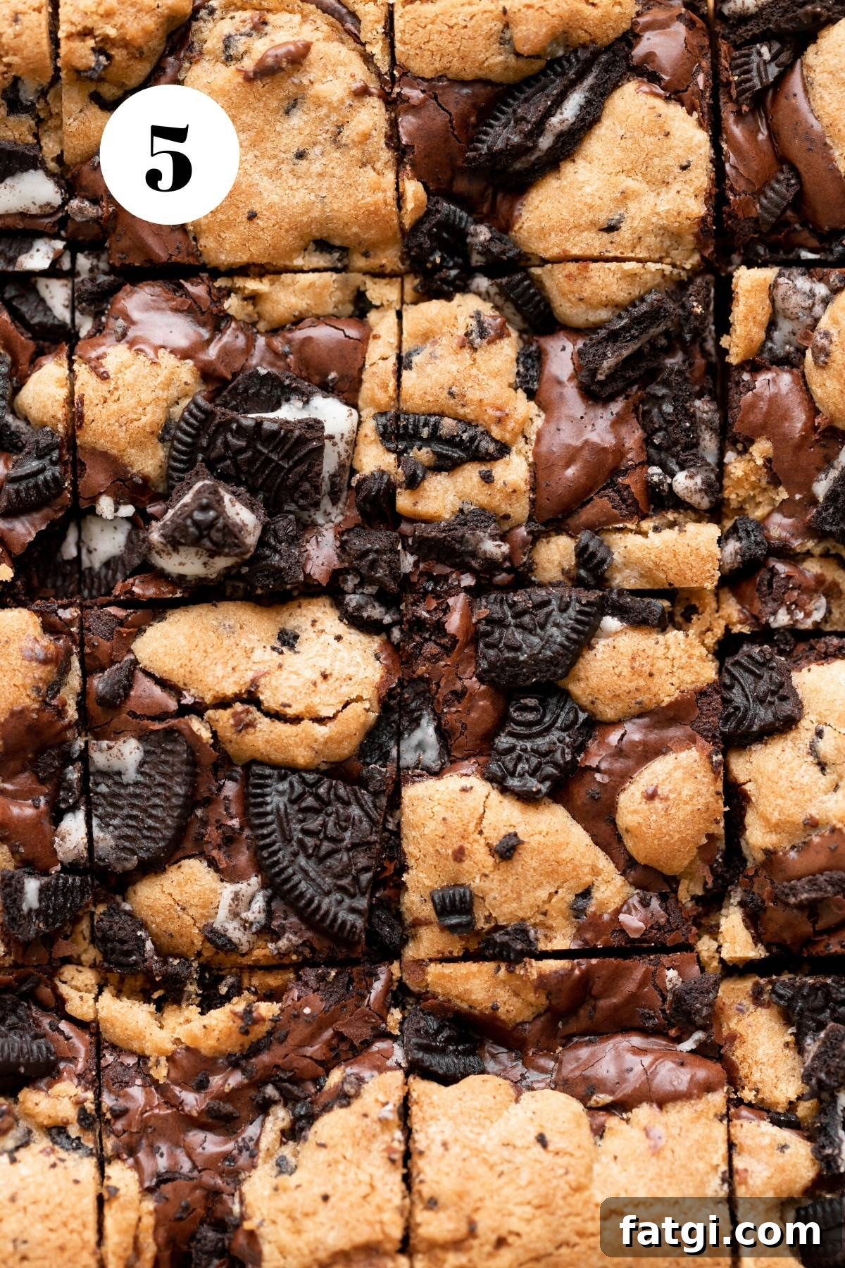 Oreo Brookies with Brownie and Cookie Layers 5 oreo brookies after baking.