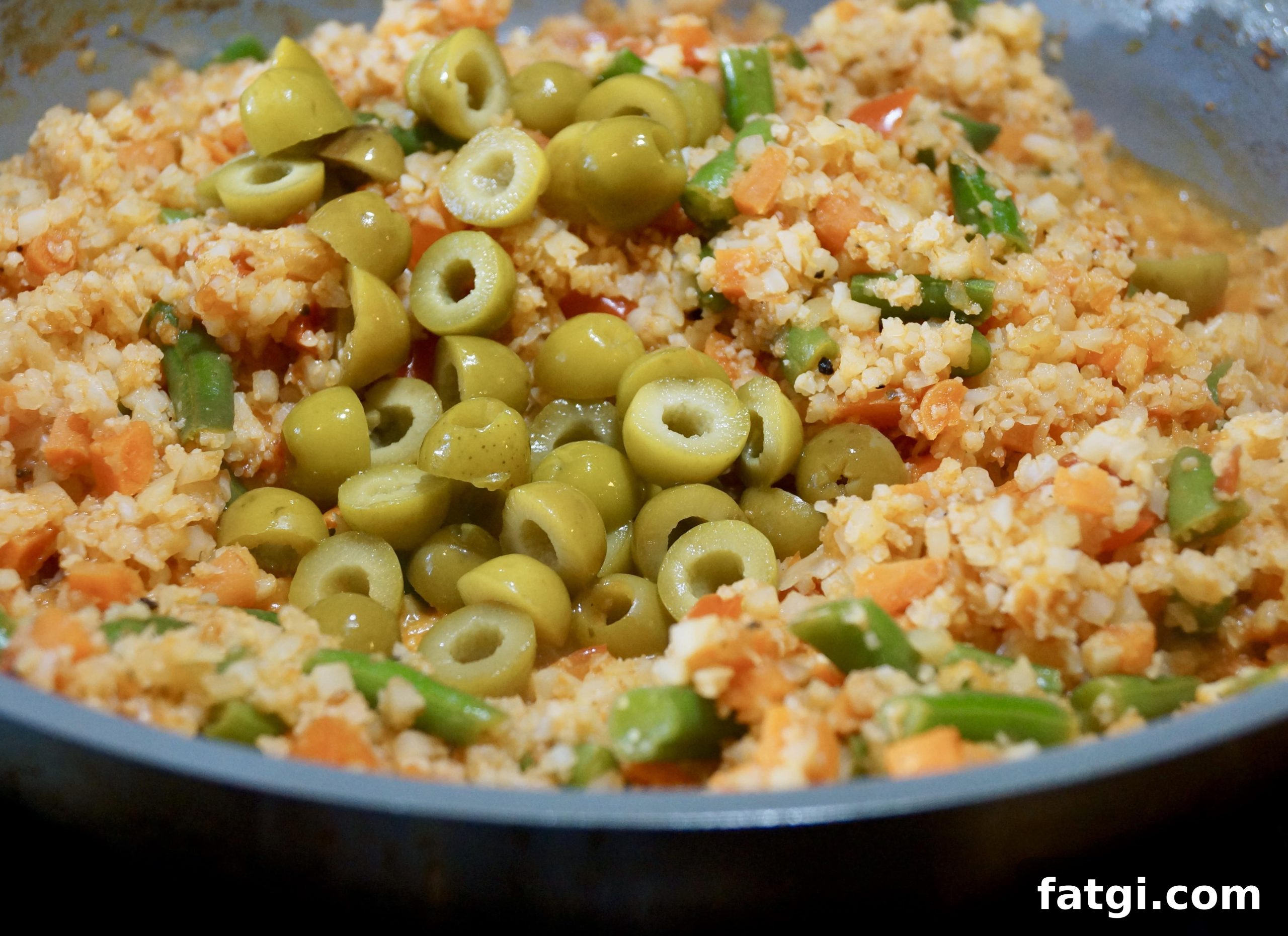 Olives for Mexican cauliflower arroz con pollo