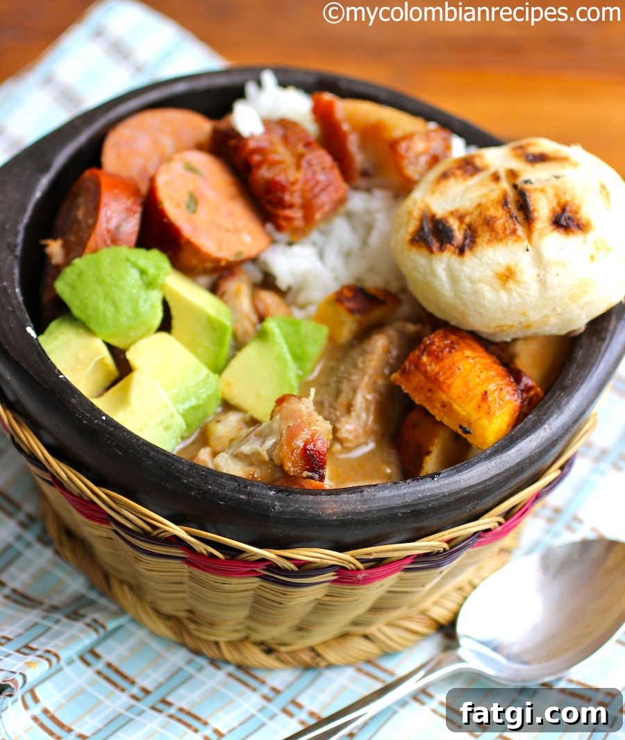 Colombian Cazuelita de Frijoles: Traditional Bean Cazuela 2 Cazuelita de Frijoles (Colombian Beans Cazuela)